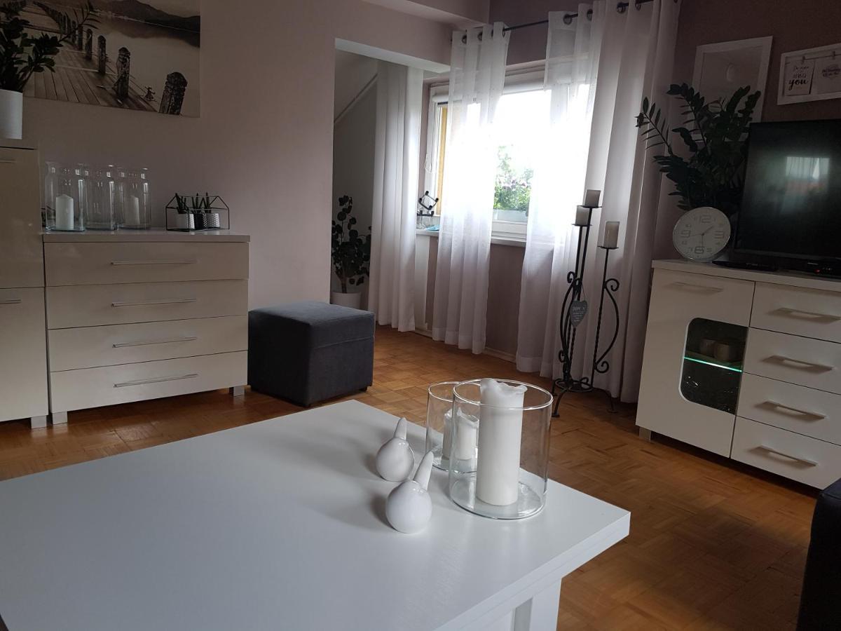 Wczasowisko Karola Apartment Lubomierz  Exterior foto